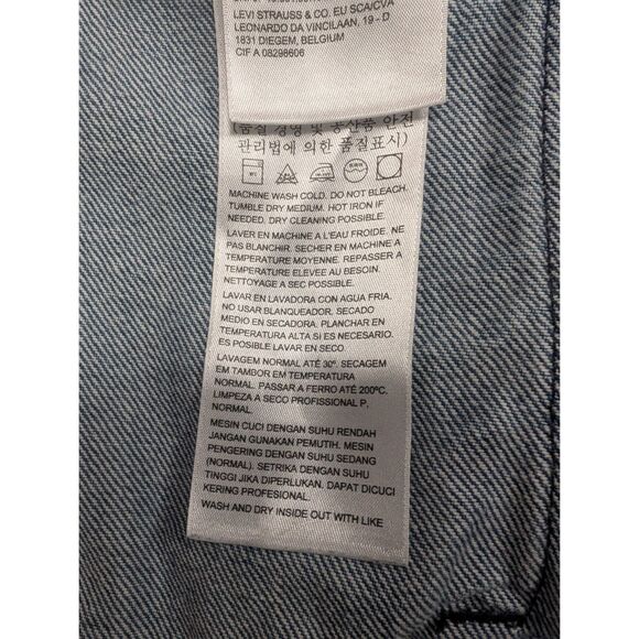 Levi's Trucker Denim Jacket Men's Medium with Red Blue Black Stripe - Picture 6 of 6